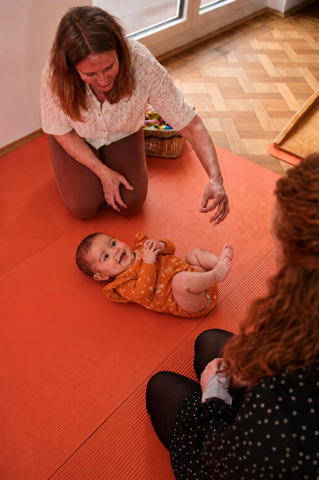 Nadja macht einen Baby-Checkup